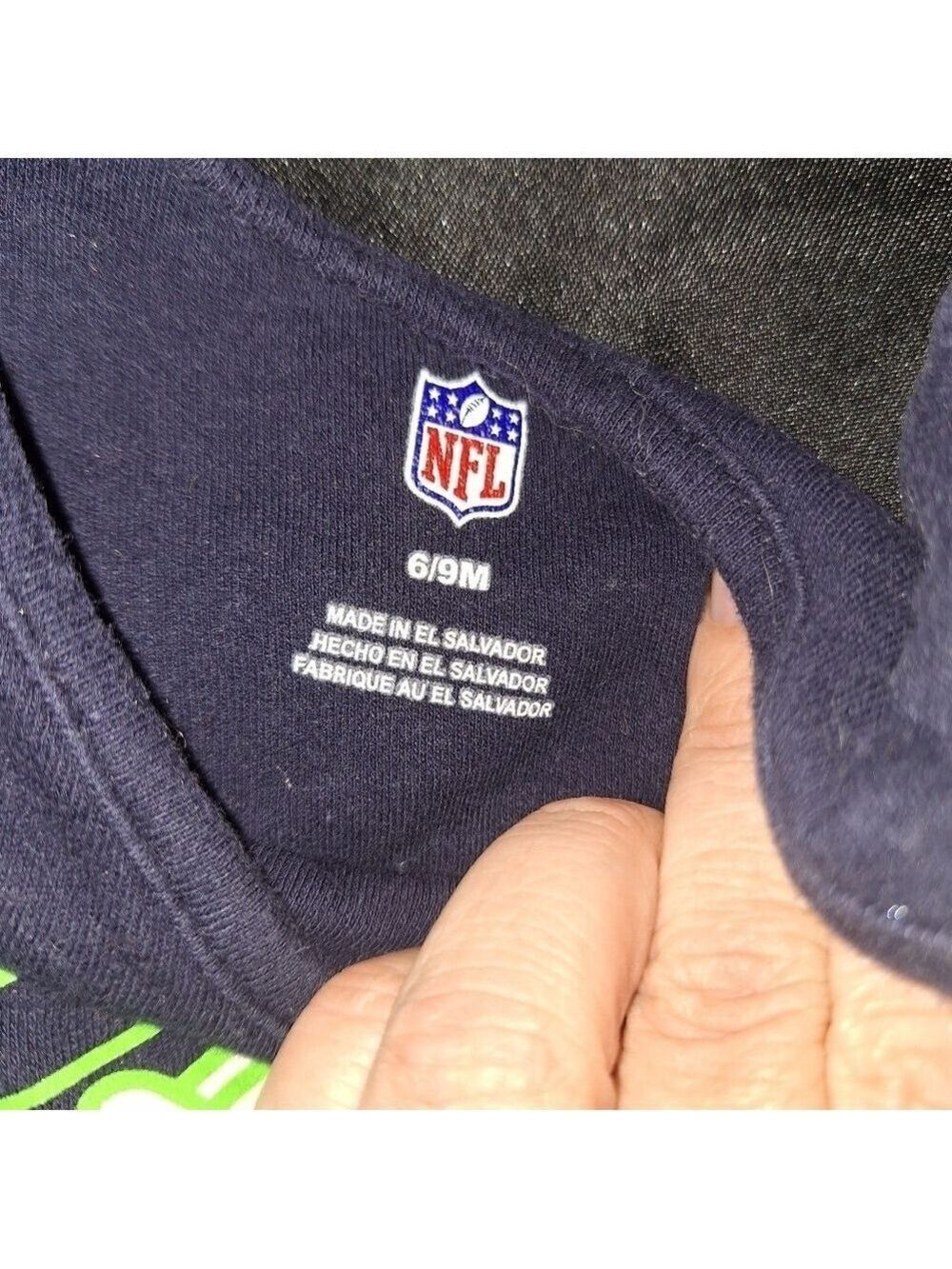 NFL Seattle Seahawks Baby Bodysuit 6 to 9 Months - Picture 2 of 5